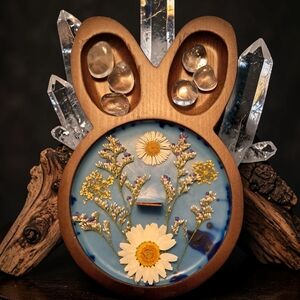 Hand Crafted , Wicked Worthy Wax, Cotton Tail wooden bowl candle